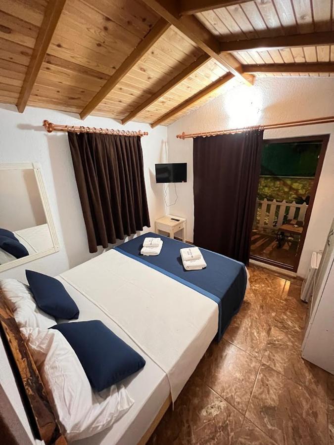 Ata Bungalow Bed & Breakfast Kas Bagian luar foto